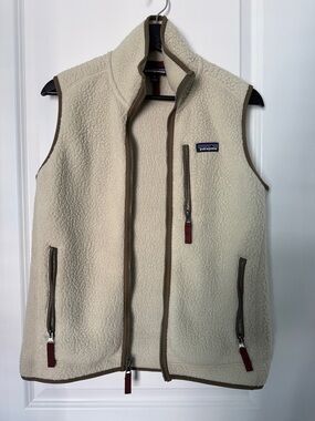 Patagonia Cream Sherpa Fleece Vest with Brown Trim